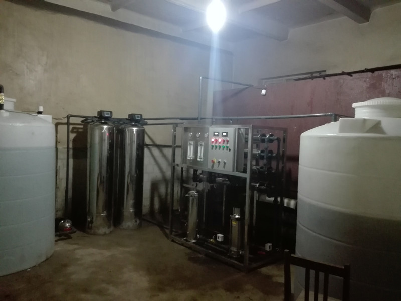 2噸/小時反滲透設(shè)備